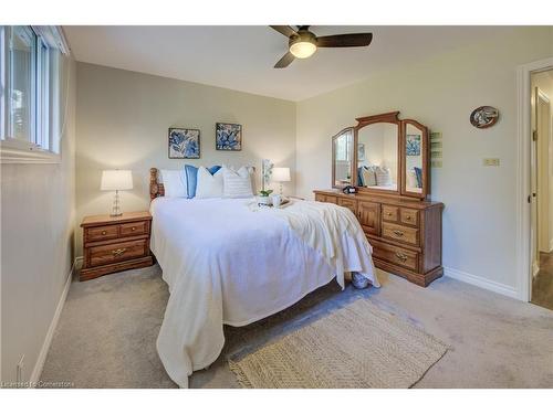 1242 Sheffield Road, Sheffield, ON - Indoor Photo Showing Bedroom