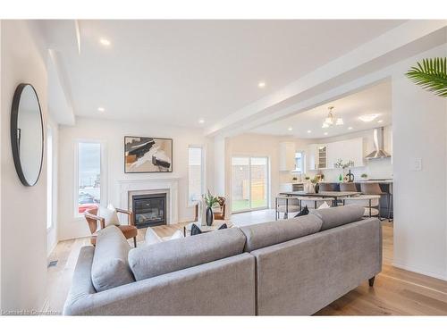 121 Cittadella Boulevard, Hannon, ON - Indoor Photo Showing Living Room With Fireplace