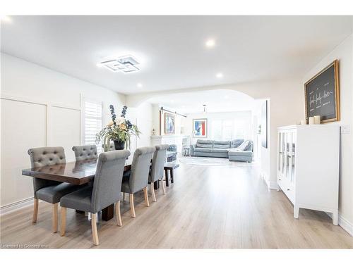 71 Joshua Avenue, Ancaster, ON - Indoor Photo Showing Dining Room