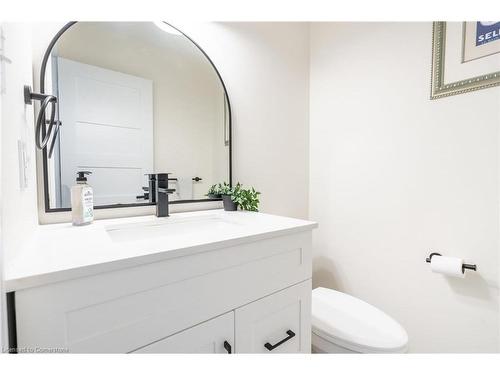 71 Joshua Avenue, Ancaster, ON - Indoor Photo Showing Bathroom