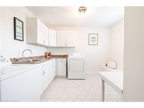 71 Joshua Avenue, Ancaster, ON - Indoor Photo Showing Laundry Room