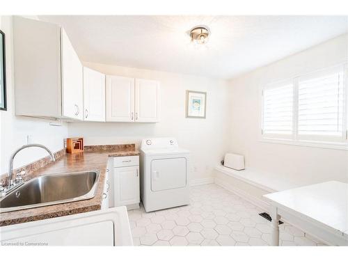 71 Joshua Avenue, Ancaster, ON - Indoor Photo Showing Laundry Room