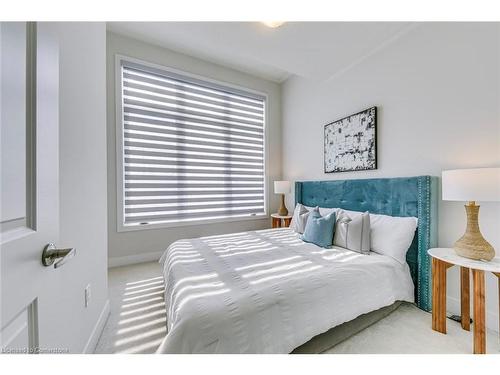 1488 Yellow Rose Circle, Oakville, ON - Indoor Photo Showing Bedroom