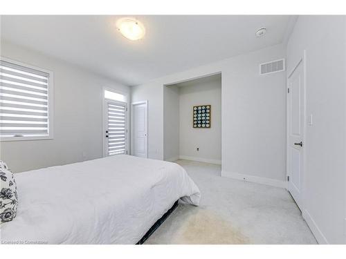 1488 Yellow Rose Circle, Oakville, ON - Indoor Photo Showing Bedroom