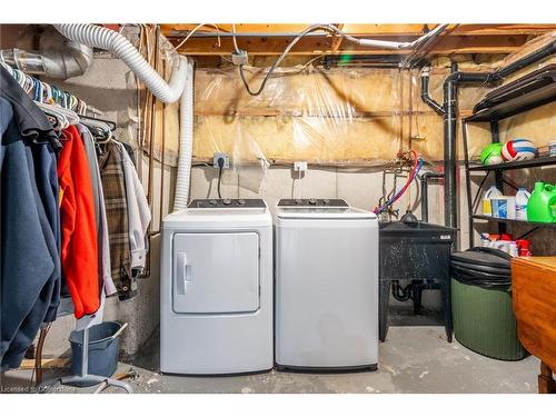 2083 Edgebank Court, Burlington, ON - Indoor Photo Showing Laundry Room