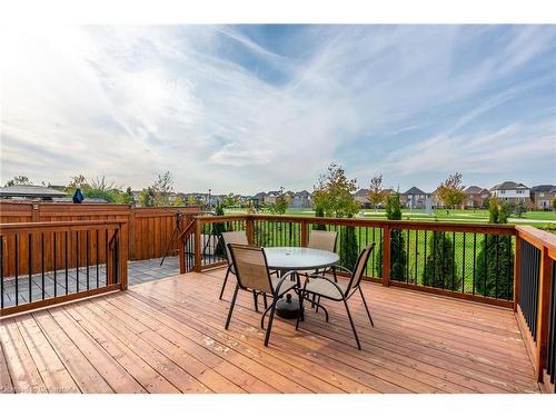 31 Forest Ridge Avenue, Waterdown, ON - Outdoor With Deck Patio Veranda With Exterior