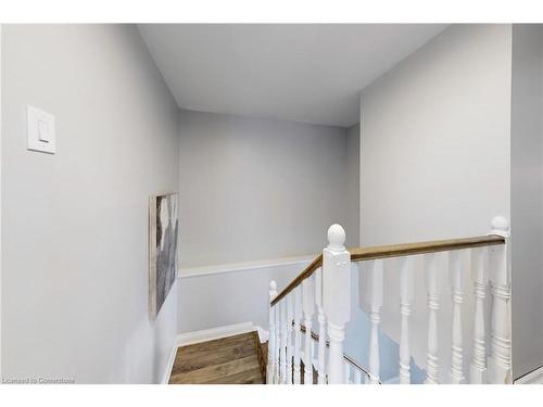 1242 Consort Crescent, Burlington, ON - Indoor Photo Showing Other Room