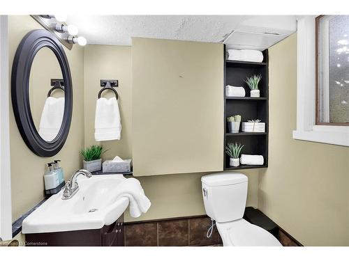 30 Rolling Acres Drive, Welland, ON - Indoor Photo Showing Bathroom