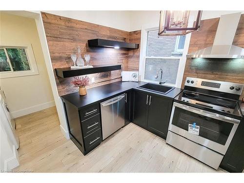 49 Carrick Avenue, Hamilton, ON - Indoor Photo Showing Kitchen