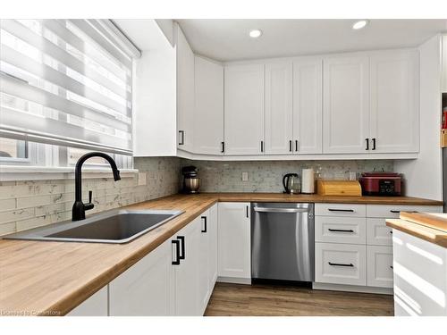 103 Norfolk Avenue, Cambridge, ON - Indoor Photo Showing Kitchen