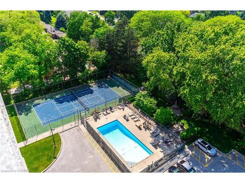 406-1201 North Shore Boulevard, Burlington, ON - Outdoor With In Ground Pool