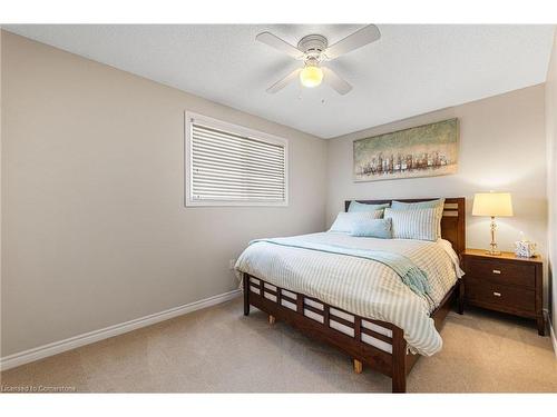 30 Rosewell Street, Hamilton, ON - Indoor Photo Showing Bedroom