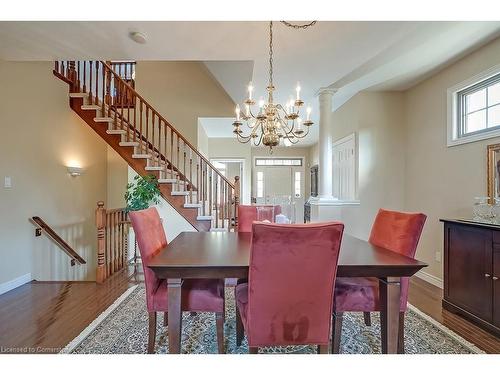 1-2141 Caroline Street, Burlington, ON - Indoor Photo Showing Dining Room