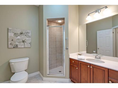 1-2141 Caroline Street, Burlington, ON - Indoor Photo Showing Bathroom