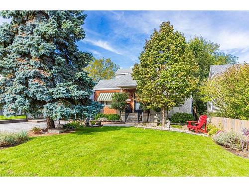 47 Townsend Avenue, Burlington, ON - Outdoor