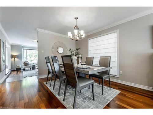 5116 Oakley Drive, Burlington, ON - Indoor Photo Showing Dining Room