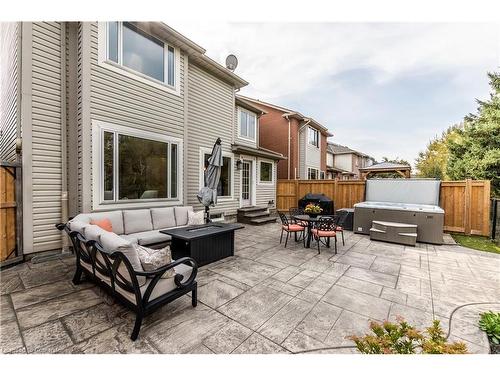 5116 Oakley Drive, Burlington, ON - Outdoor With Exterior