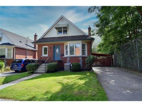 217 Grant Avenue, Hamilton, ON - Outdoor With Facade