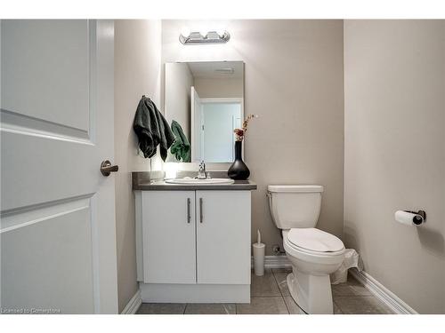 35-40 Zinfandel Drive, Hamilton, ON - Indoor Photo Showing Bathroom