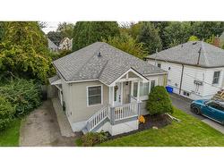 187 East 25th Street  Hamilton, ON L8V 3A4