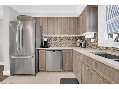 89-10 Angus Road, Hamilton, ON - Indoor Photo Showing Kitchen With Upgraded Kitchen