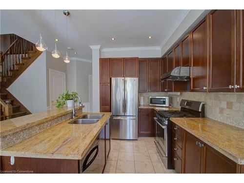 2375 Stone Glen Crescent, Oakville, ON - Indoor Photo Showing Kitchen With Double Sink