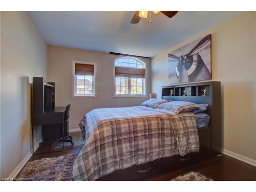 2375 Stone Glen Crescent, Oakville, ON - Indoor Photo Showing Bedroom