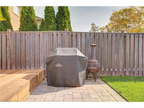 2375 Stone Glen Crescent, Oakville, ON - Outdoor