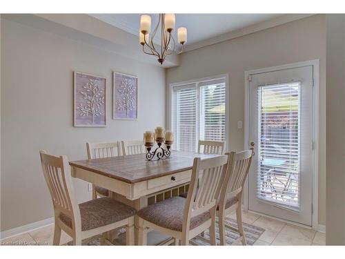 2375 Stone Glen Crescent, Oakville, ON - Indoor Photo Showing Dining Room