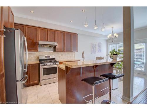 2375 Stone Glen Crescent, Oakville, ON - Indoor Photo Showing Kitchen