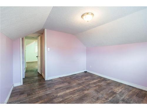 26 Huron Street, Hamilton, ON - Indoor Photo Showing Other Room