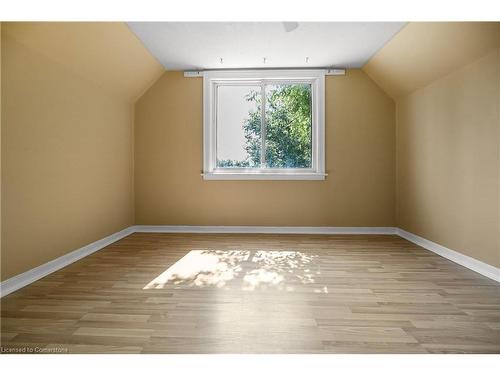 243 Holmesdale Avenue, Hamilton, ON - Indoor Photo Showing Other Room