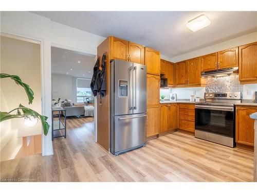 22 Bayfield Avenue, Hamilton, ON - Indoor Photo Showing Kitchen With Stainless Steel Kitchen