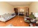 39 East 39Th Street, Hamilton, ON  - Indoor Photo Showing Living Room 