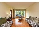 39 East 39Th Street, Hamilton, ON  - Indoor Photo Showing Living Room 