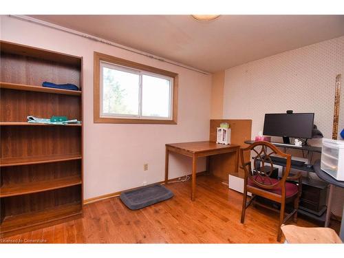 39 East 39Th Street, Hamilton, ON - Indoor Photo Showing Office