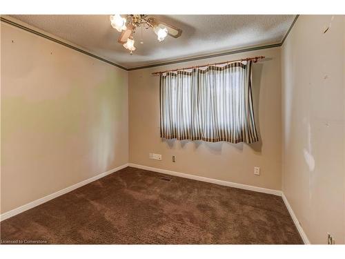 66 Spartan Avenue, Stoney Creek, ON - Indoor Photo Showing Other Room