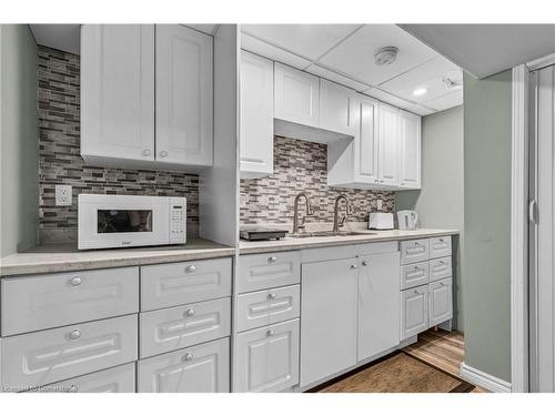 82 Rymal Road E, Hamilton, ON - Indoor Photo Showing Kitchen