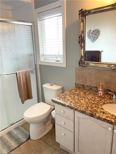 21-1375 Stephenson Drive, Burlington, ON - Indoor Photo Showing Bathroom