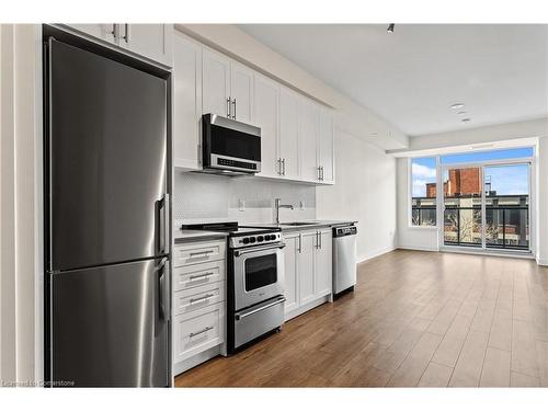 619-212 King William Street, Hamilton, ON - Indoor Photo Showing Kitchen With Stainless Steel Kitchen