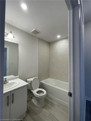 205-12 Blanshard Street, Hamilton, ON - Indoor Photo Showing Bathroom