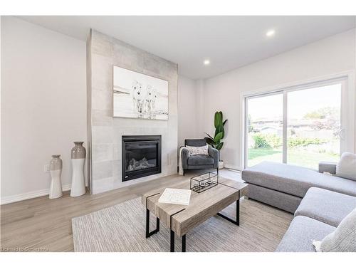 82 Hillcrest Road, Port Colborne, ON - Indoor Photo Showing Living Room With Fireplace