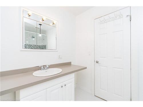 3 Rankin Lake Road, Seguin, ON - Indoor Photo Showing Bathroom