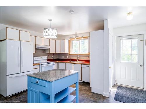 3 Rankin Lake Road, Seguin, ON - Indoor Photo Showing Kitchen With Double Sink