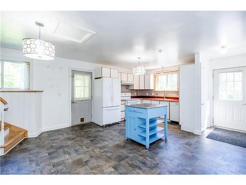 3 Rankin Lake Road, Seguin, ON - Indoor Photo Showing Kitchen