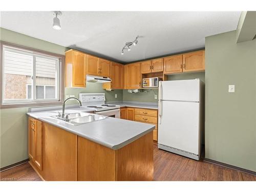 77 Boulder Crescent, Guelph, ON - Indoor Photo Showing Kitchen With Double Sink