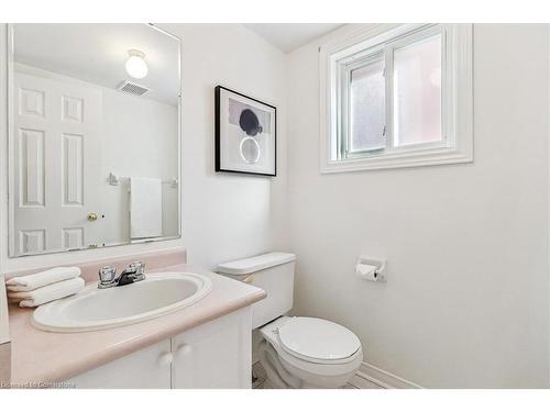 588 Fothergill Boulevard, Burlington, ON - Indoor Photo Showing Bathroom