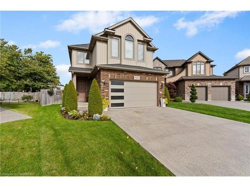 8481 Jennifer Crescent, Niagara Falls, ON - Outdoor With Facade