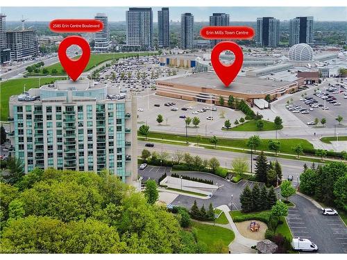 802-2585 Erin Centre Boulevard, Mississauga, ON - Outdoor With View