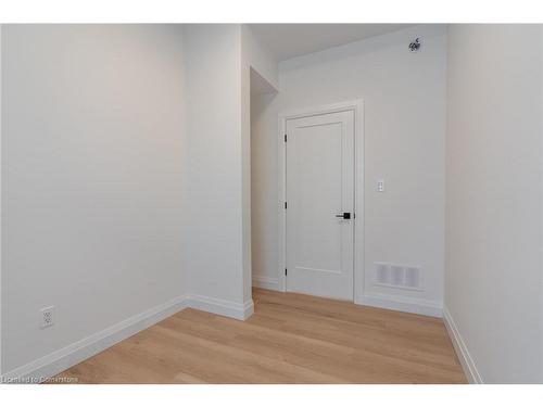 263 Kensington Avenue, Hamilton, ON - Indoor Photo Showing Other Room